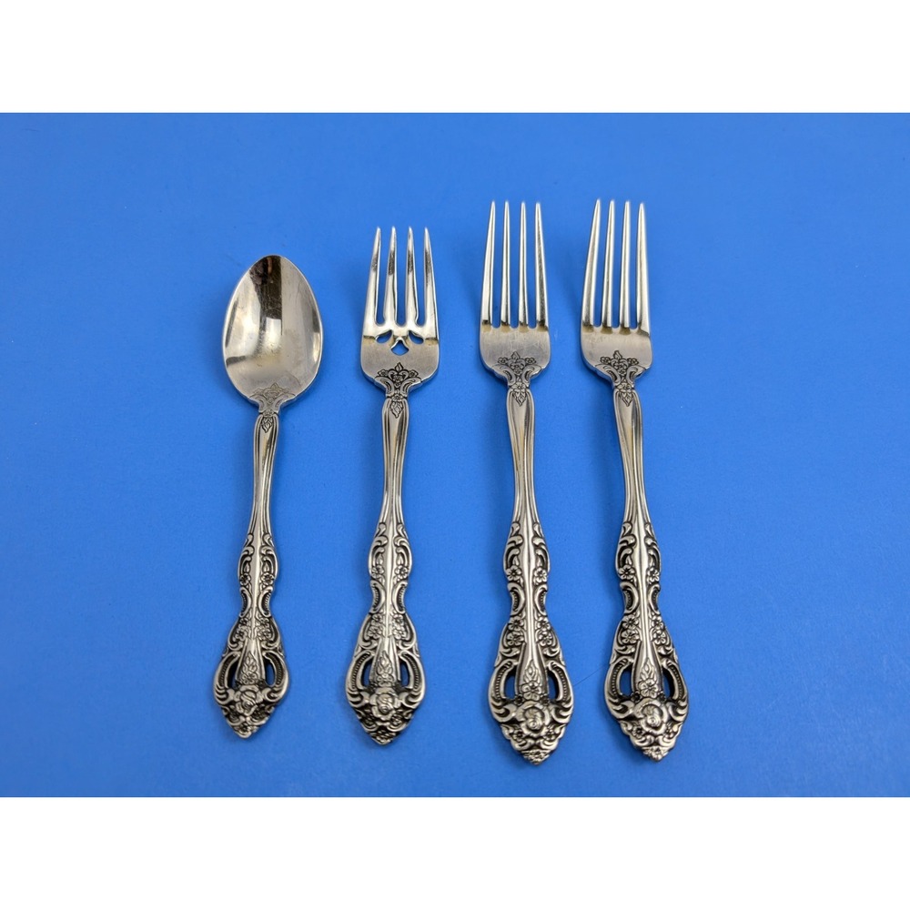 Oneida Michelangelo Ornate Stainless Steel 18/10 Flatware Set of 4 Forks Spoon